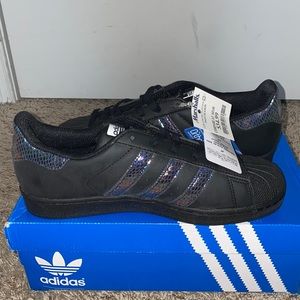 Adidas superstar